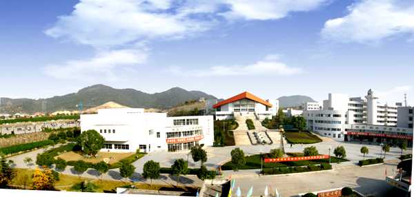 学校全景